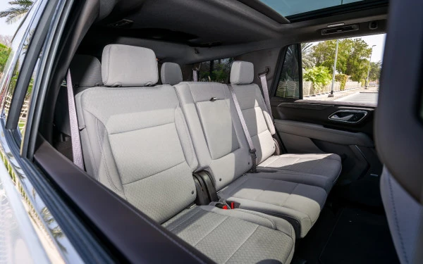 White Chevrolet Tahoe, 2021 Photo 7