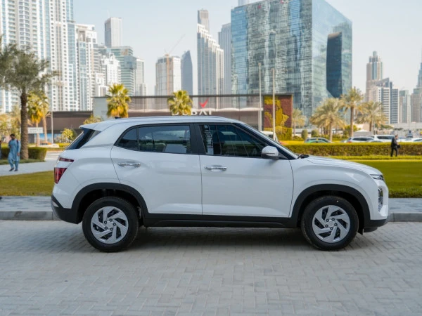 White Hyundai Creta, 2024 Photo 1
