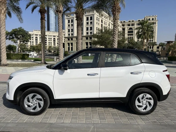 White Hyundai Creta, 2025 Photo 1