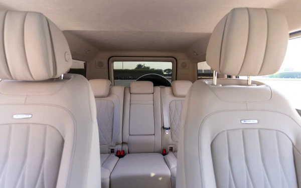 White Mercedes G63 AMG, 2022 Photo 8