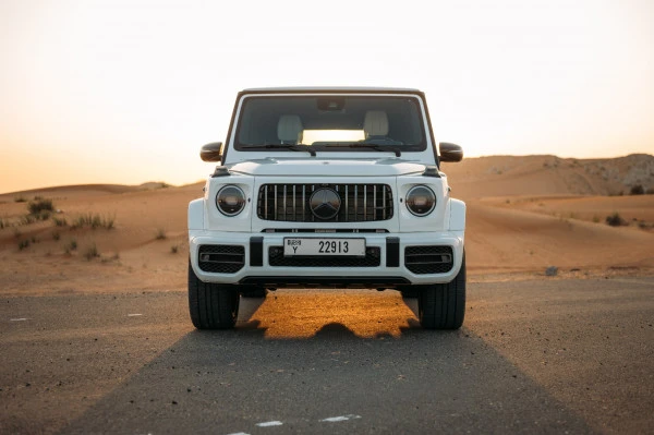 White Mercedes G63 AMG, 2023 Photo 1