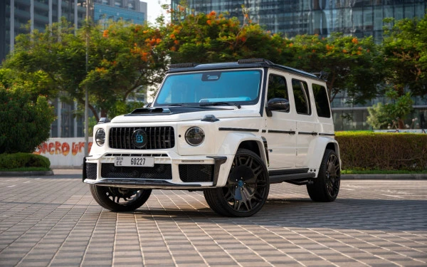 White Mercedes G63 Brabus Kit, 2025 Photo 11
