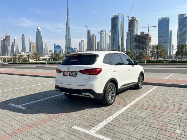 White MG ZS PLUS, 2026 Photo 1