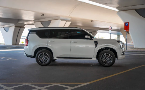 White Nissan Patrol Platinum V6, 2025 Photo 2